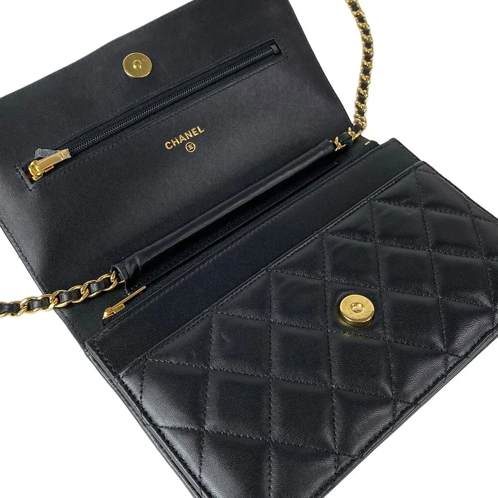 Chanel Matelasse Other Style Wallet AP0250/Y01295/C3906